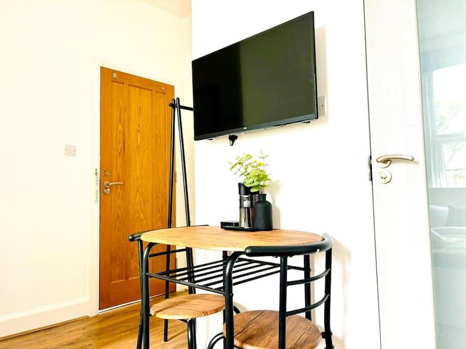 Appartamento Zee Homes W6