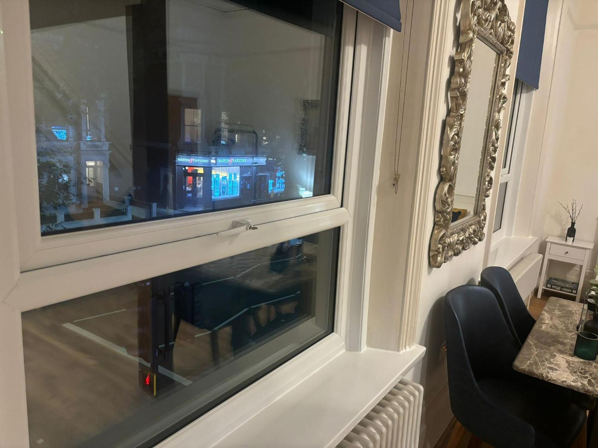 Appartamento Zee Homes W6 Londra